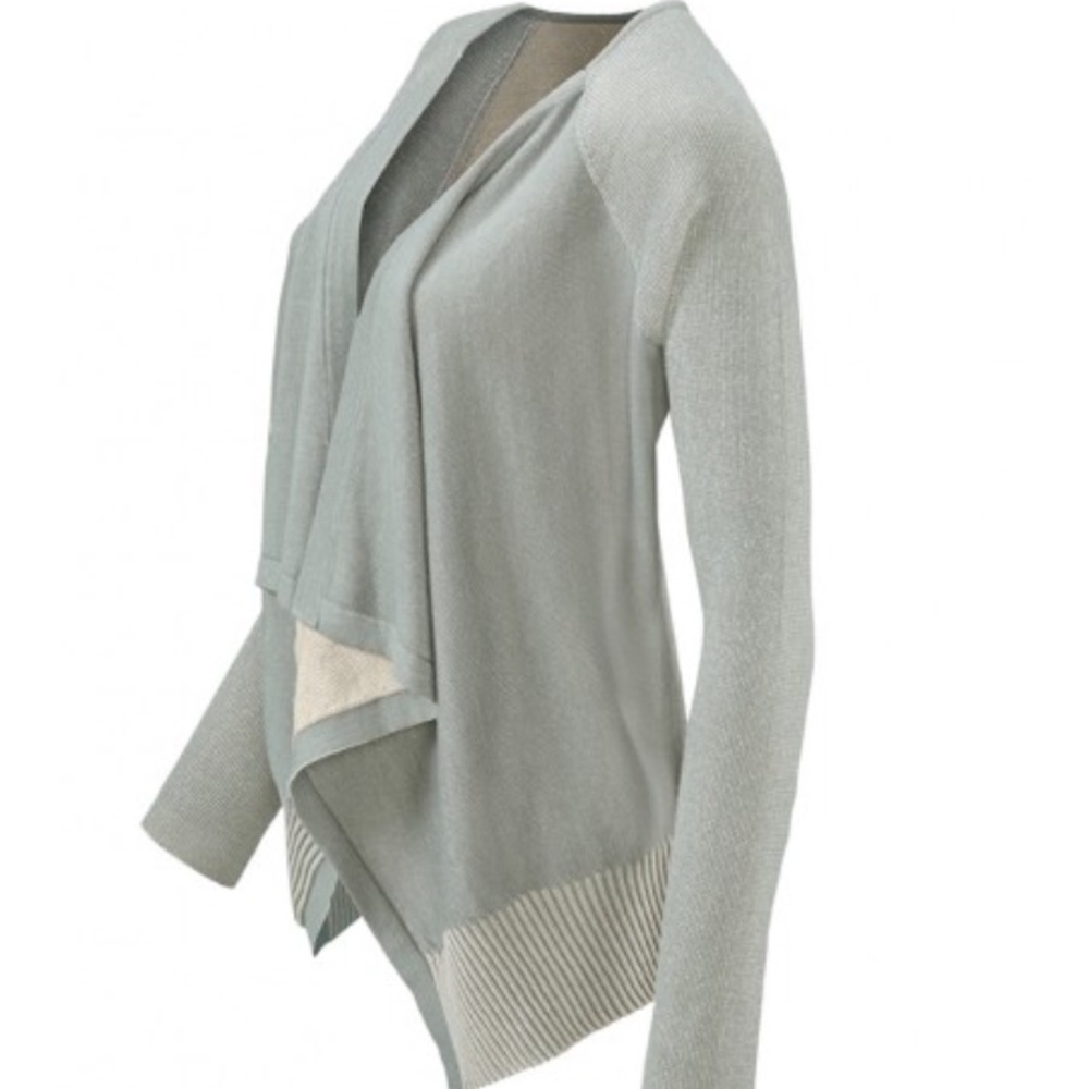 CABI pocket cardigan